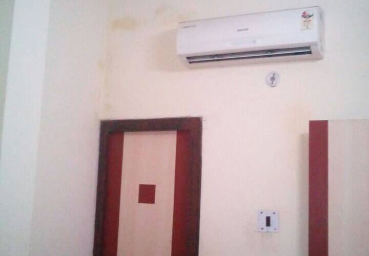 Shiva Hotel, Jhansi 3